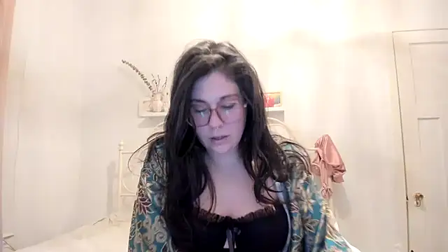 Snapshot of Rosiee69_ chatting on February 22, 2025, 10:20 pm Rosiee69 online show from February 22, 2025, 10:20 pm