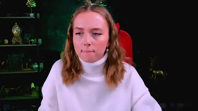 Snapshot of JenniferGraces chatting on February 21, 2025, 2:48 pm JenniferGraces online show from February 21, 2025, 2:48 pm