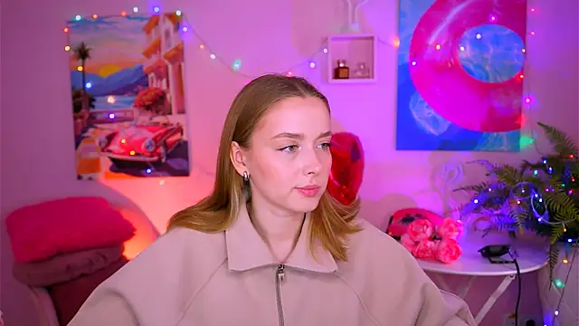 Snapshot of JenniferGraces chatting on February 24, 2025, 8:17 am JenniferGraces online show from February 24, 2025, 8:17 am