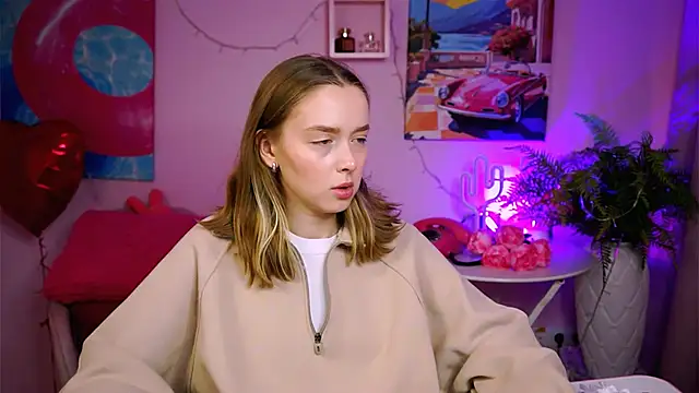 Snapshot of JenniferGraces chatting on March 4, 2025, 8:02 am JenniferGraces online show from March 4, 2025, 8:02 am