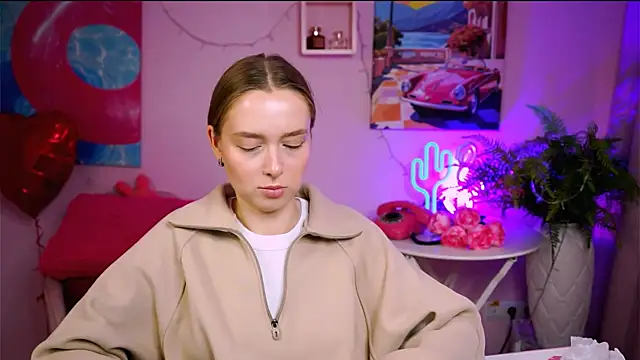 Snapshot of JenniferGraces chatting on March 4, 2025, 11:08 am JenniferGraces online show from March 4, 2025, 11:08 am