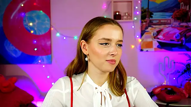 Snapshot of JenniferGraces chatting on March 14, 2025, 7:23 pm JenniferGraces online show from March 14, 2025, 7:23 pm