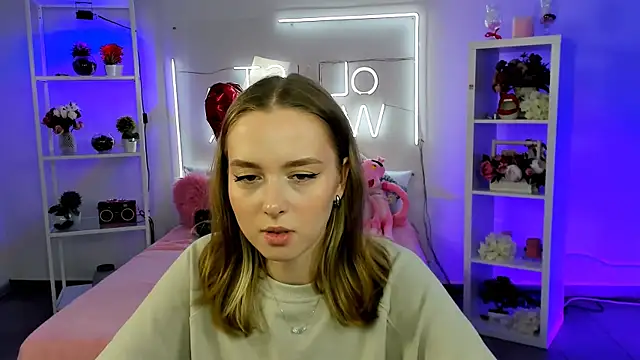 Snapshot of JenniferGraces chatting on March 21, 2025, 7:35 pm JenniferGraces online show from March 21, 2025, 7:35 pm