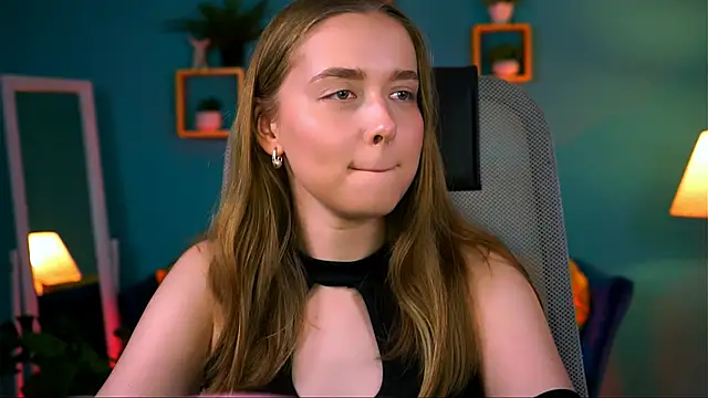 Snapshot of JenniferGraces chatting on September 19, 2025, 9:26 pm JenniferGraces online show from September 19, 2025, 9:26 pm