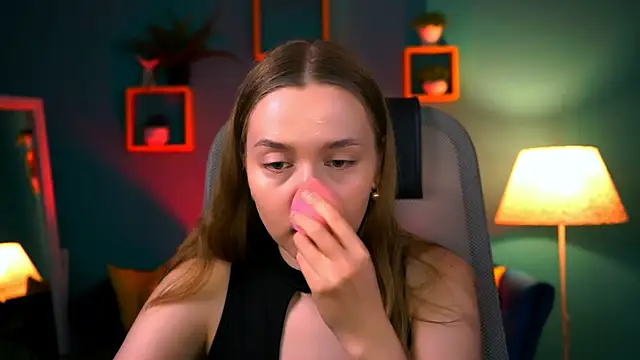 Snapshot of JenniferGraces chatting on September 20, 2025, 5:03 pm JenniferGraces online show from September 20, 2025, 5:03 pm