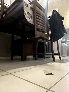 HTXBELLE online show from December 18, 2025, 8:15 pm