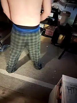 Snapshot of Cummaker69 chatting on November 23, 2025, 9:03 pm Cummaker69 online show from November 23, 2025, 9:03 pm