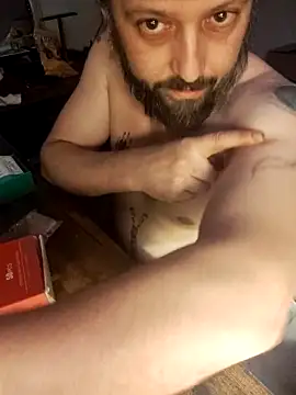 Snapshot of Cummaker69 chatting on December 16, 2025, 2:38 am Cummaker69 online show from December 16, 2025, 2:38 am