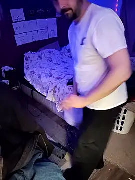 Snapshot of Cummaker69 chatting on January 8, 2026, 4:59 am Cummaker69 online show from January 8, 2026, 4:59 am