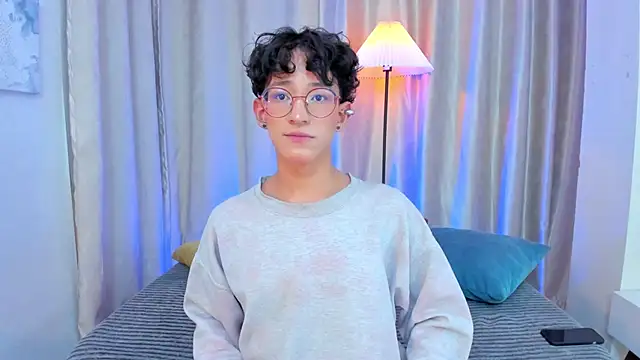 iiangel  online show from March 3, 2026, 3:45 am