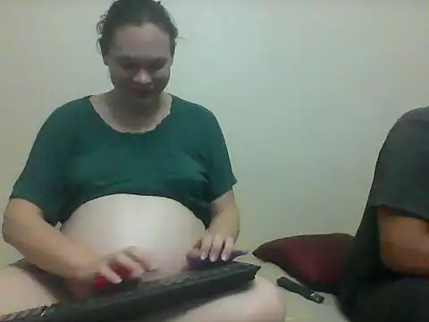 redsparrowXxXx online show from October 10, 2025, 4:39 pm