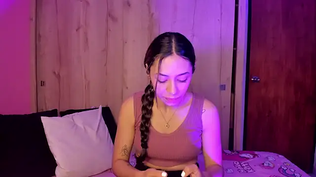TANIA 06 online show from May 16, 2026, 1:10 pm