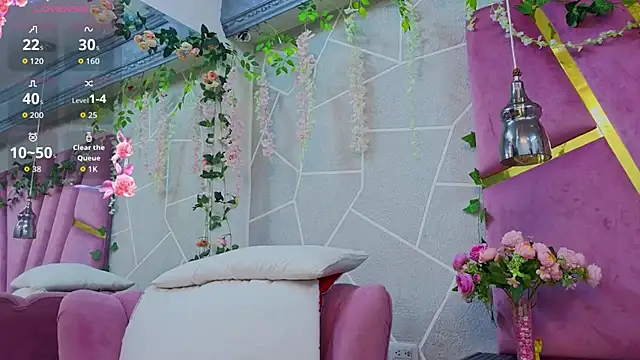 EmmyCortez online show from November 30, 2025, 12:53 pm