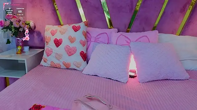 EmmyCortez online show from February 3, 2026, 11:48 am