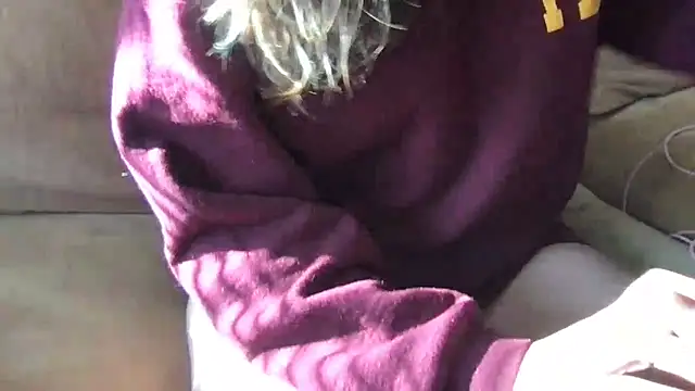 Snapshot of ashleighpink chatting on April 4, 2026, 1:19 pm ashleighpink online show from April 4, 2026, 1:19 pm