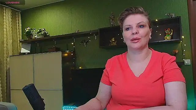 VeronikawGold online show from March 19, 2026, 9:41 pm