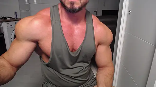 Snapshot of martins9 chatting on January 7, 2026, 5:37 pm martins9 online show from January 7, 2026, 5:37 pm