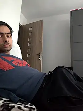 Snapshot of andreiiiii2025 chatting on January 6, 2026, 11:14 am andreiiiii2025 online show from January 6, 2026, 11:14 am