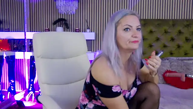 LadyTouch online show from October 7, 2025, 11:57 pm