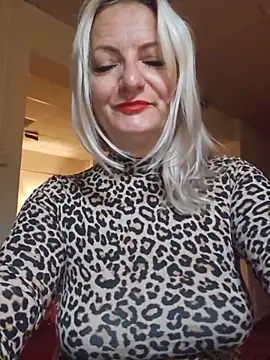 Snapshot of LadyTouch chatting on May 18, 2026, 12:18 am LadyTouch online show from May 18, 2026, 12:18 am