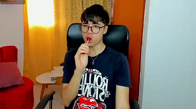 liam orion online show from March 7, 2025, 6:33 pm