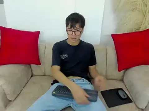 liam orion online show from March 8, 2025, 8:25 pm