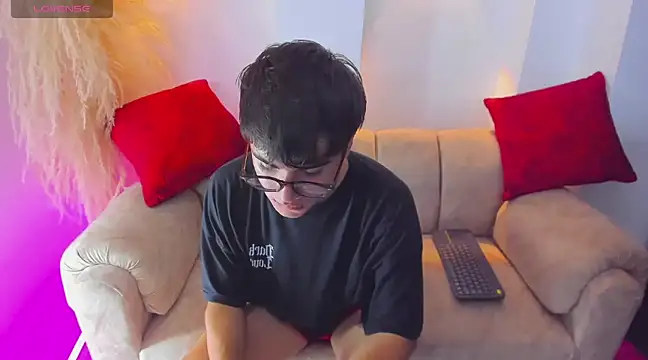 liam orion online show from March 19, 2025, 11:25 pm