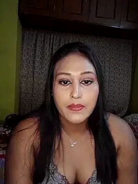 Snapshot of hotlovr chatting on February 24, 2025, 8:36 pm hotlovr online show from February 24, 2025, 8:36 pm