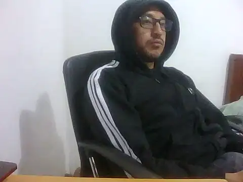 Snapshot of SaintJacob chatting on May 26, 2026, 3:35 am SaintJacob online show from May 26, 2026, 3:35 am