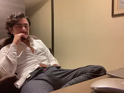 masato1115aa online show from February 10, 2026, 12:31 pm