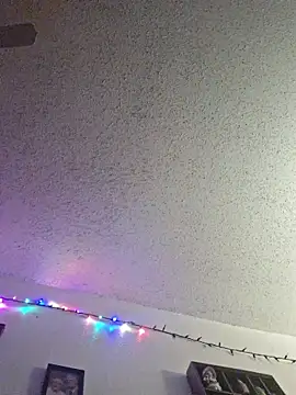 Smallone327 online show from October 19, 2025, 4:46 am