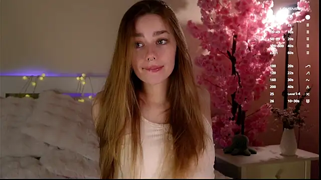Snapshot of EmilaMills chatting on April 12, 2026, 11:15 am EmilaMills online show from April 12, 2026, 11:15 am