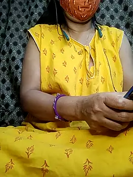 Snapshot of IND9876 chatting on February 21, 2025, 5:31 pm IND9876 online show from February 21, 2025, 5:31 pm