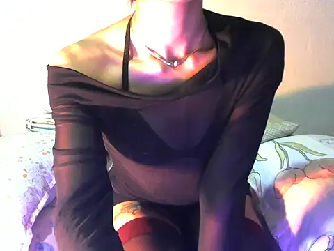 Snapshot of _luckylips chatting on March 31, 2026, 7:03 pm luckylips online show from March 31, 2026, 7:03 pm