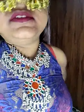 Snapshot of Hotty_Neha69 chatting on February 28, 2025, 9:47 am Hotty Neha69 online show from February 28, 2025, 9:47 am