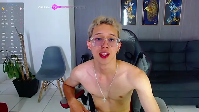 Snapshot of skinny_bigcock02 chatting on October 16, 2025, 7:15 pm skinny bigcock02 online show from October 16, 2025, 7:15 pm