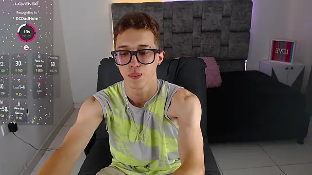 Snapshot of skinny_bigcock02 chatting on February 21, 2026, 8:10 pm skinny bigcock02 online show from February 21, 2026, 8:10 pm