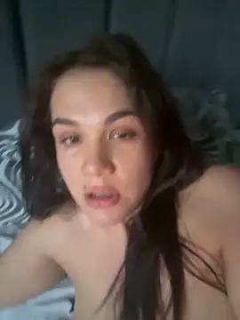 Snapshot of Diva_moon chatting on February 23, 2025, 2:40 am Diva moon online show from February 23, 2025, 2:40 am