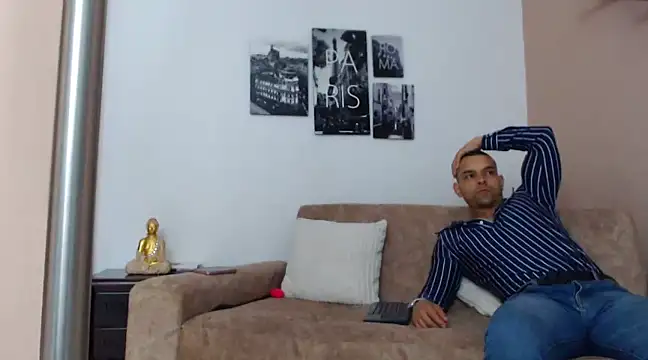 Snapshot of Bastiandelux chatting on March 2, 2025, 11:42 pm Bastiandelux online show from March 2, 2025, 11:42 pm