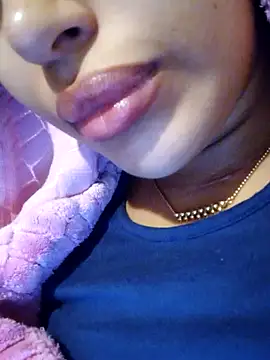 Sexlove1xo online show from December 19, 2025, 12:45 pm