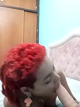 LA SRA M  online show from March 3, 2026, 12:28 am