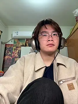 Anson0722 online show from February 9, 2026, 5:22 am