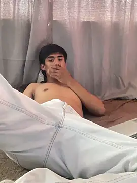 Erickhotddjots online show from April 10, 2026, 9:08 pm