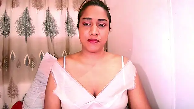 Snapshot of Indian_Erotic69 chatting on April 25, 2026, 5:10 am Indian Erotic69 online show from April 25, 2026, 5:10 am