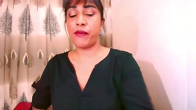 Snapshot of Indian_Erotic69 chatting on June 1, 2026, 5:42 am Indian Erotic69 online show from June 1, 2026, 5:42 am