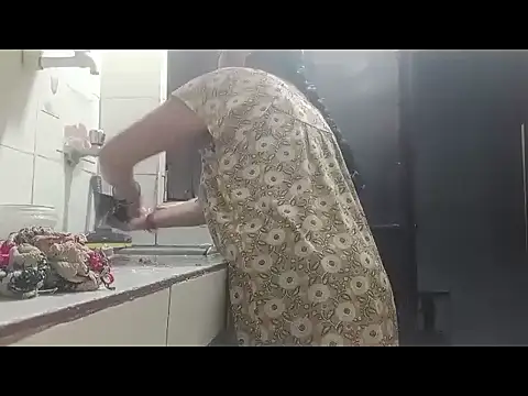 longsexji online show from February 21, 2026, 6:09 pm