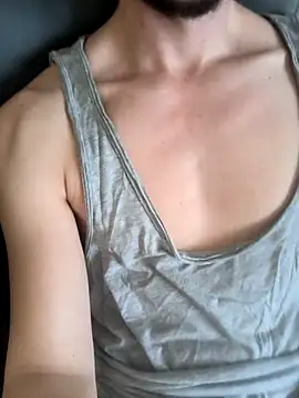 Aloxix online show from February 27, 2025, 9:54 am