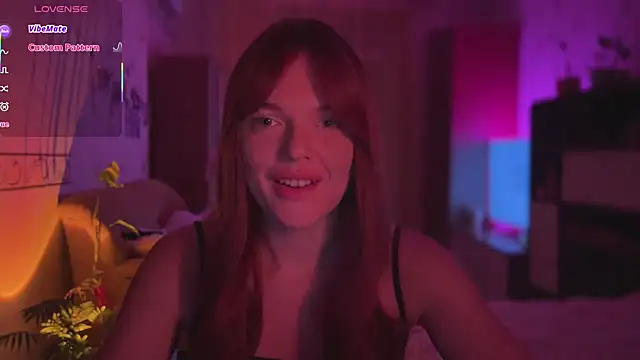 CherryRed Girl online show from June 29, 2026, 10:54 pm