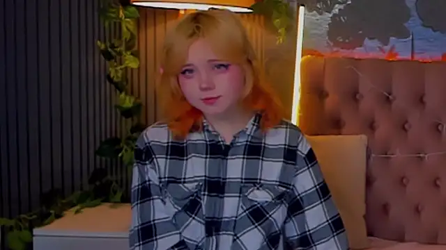 EmilyAngells online show from February 5, 2026, 6:29 am