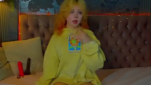 EmilyAngells online show from February 6, 2026, 7:02 am